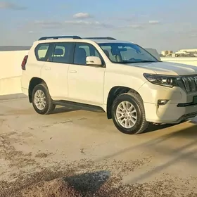 Toyota Land Cruiser Prado 2018
