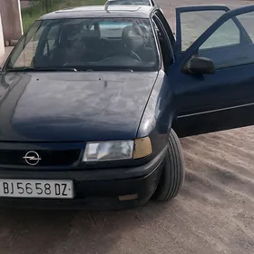 Opel Vectra 1992