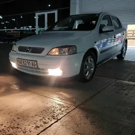 Opel Astra 2003