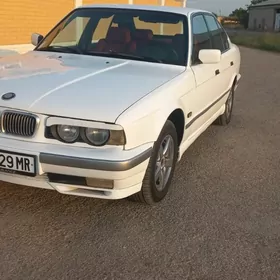 BMW 525 1989