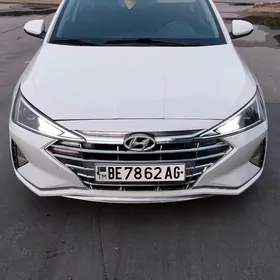 Hyundai Elantra 2019