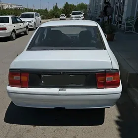 Opel Vectra 1991