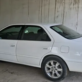 Toyota Camry 1998