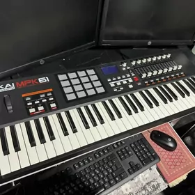 Midi klawis Akai MPK61