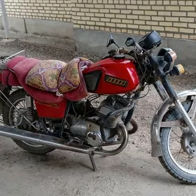 Iž Ýupiter 2000