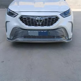 Toyota Highlander 2022