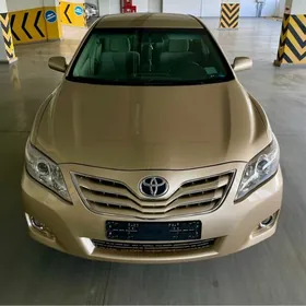 Toyota Camry 2011