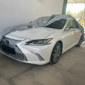 Lexus ES 350 2020