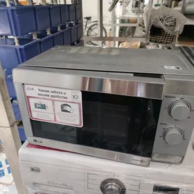 mikrowalnowka lg