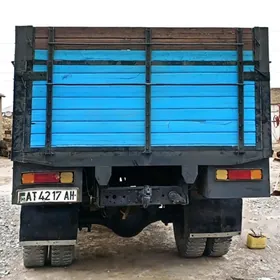 Zil 157 2002