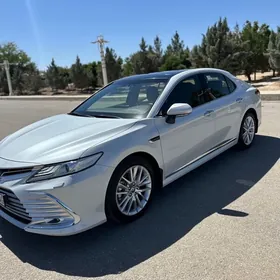 Toyota Camry 2023