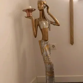 podswecnik statuyetka