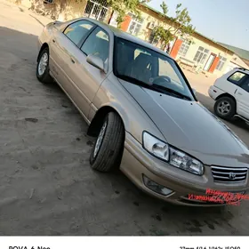 Toyota Camry 2000