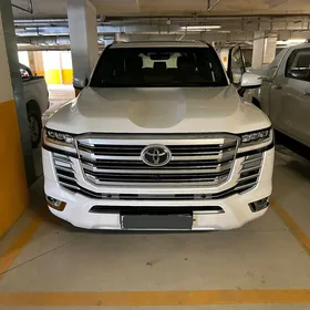 Toyota Land Cruiser 2023