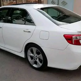 Toyota Camry 2013