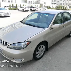 Toyota Camry 2004