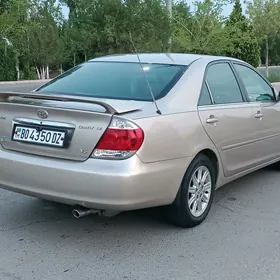 Toyota Camry 2004
