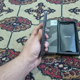 Samsung S22 8/128 2Sim