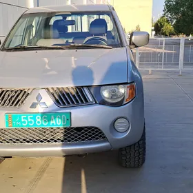Mitsubishi L200 2008