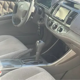 Toyota Camry 2003