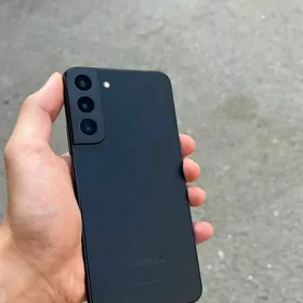 Samsung s 22 plus