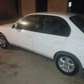 Toyota Corolla 1995