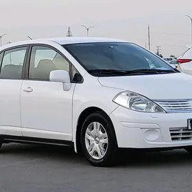 Nissan Versa 2010
