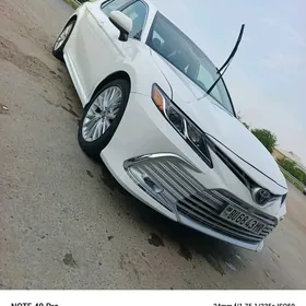 Toyota Camry 2020