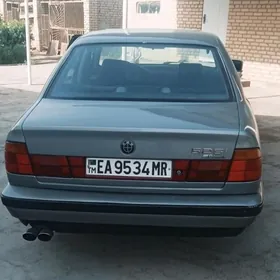 BMW 520 1990
