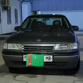 Opel Vectra 1989