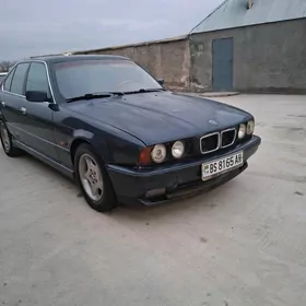 BMW 525 1992