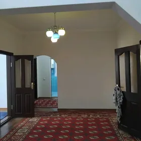Новруз 4нжи этаж 4комнат 105м²