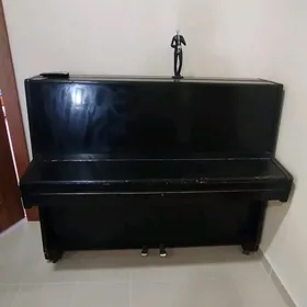 Pianino