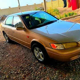 Toyota Camry 1998