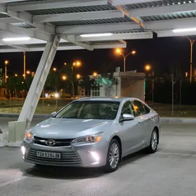 Toyota Camry 2015
