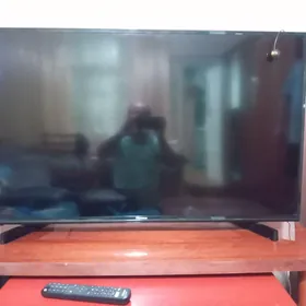 телевизор Hisense