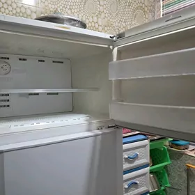 срочно беко холодильник