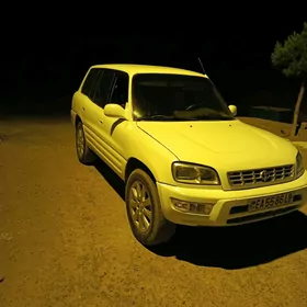 Toyota RAV4 1998