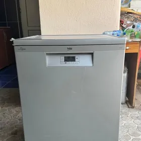 Посудомойка