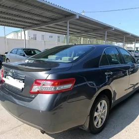 Toyota Camry 2010