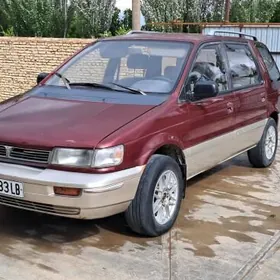 Toyota Sienna 1997