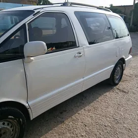 Toyota Previa 1995