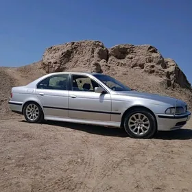 BMW 530 2003