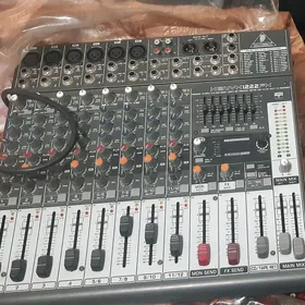 Behringer pult 8 kanal