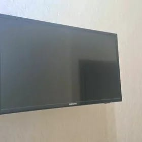 Телевизор SAMSUNG 32