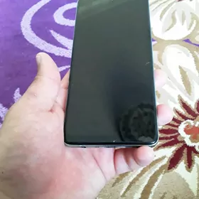 infinix hote 40pro 8+8.256