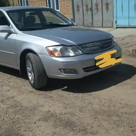 Toyota Avalon 2000