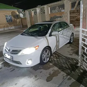 Toyota Corolla 2011