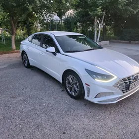 Hyundai Sonata 2021
