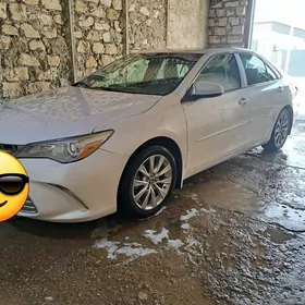Toyota Camry 2015